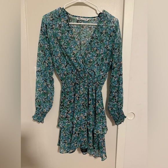 Zara Sheer Mini Dress Plunging Neck V Long Sleeve Tiered Ruffle Women’s Small - Picture 1 of 10